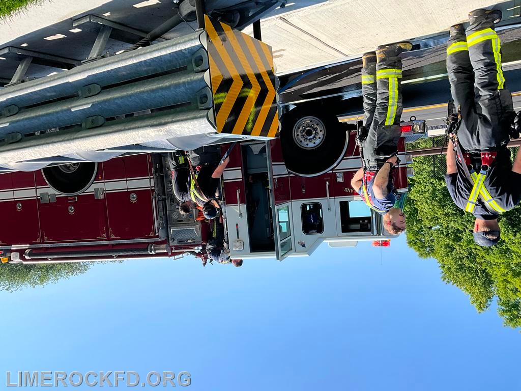 Bus Fire Breakneck Hill Rd 7-26