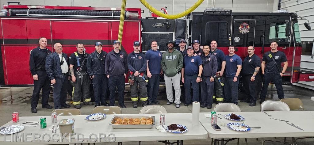 Ty Law (NE Patriots) stops by on Thanksgiving to talk with On Duty Members